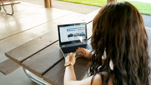 Comparing local dealership and Carvana for buying a car in Washington